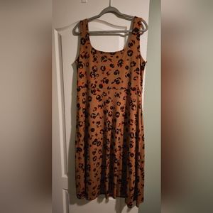 BNWOT Sleeveless Rose Midi